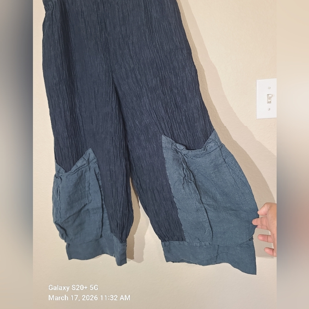 Dark Blue Crinkled Skirt with Pockets - Picture 2 of 8